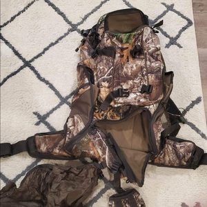Tidewe 55L camo hunting pack - good condition!